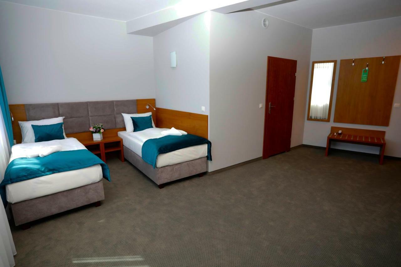 Stary Mlyn Hotel Swidnica  Exterior photo